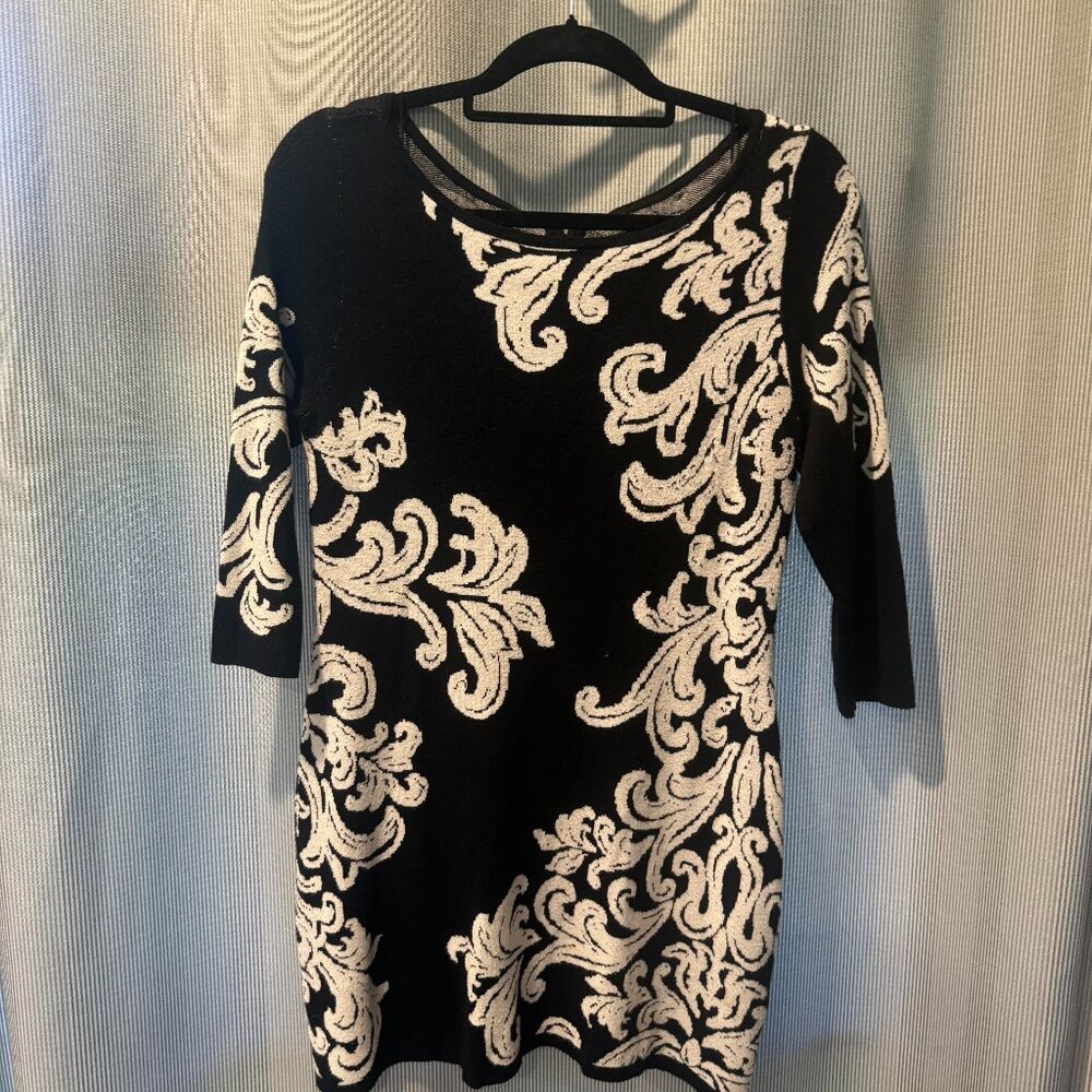 White House Black Market Beautiful dress M